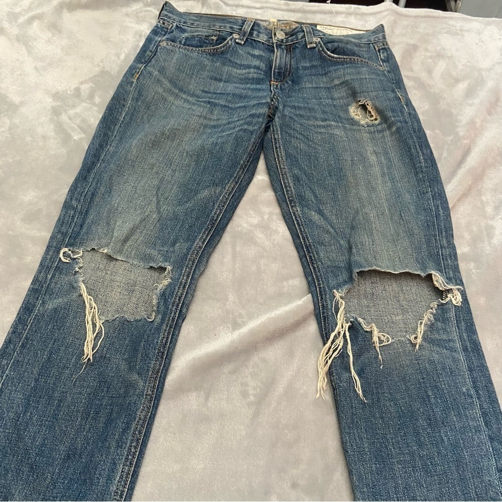 rag & bone/JEAN Boyfriend Buckley Ripped-Knee Jeans 28848 - Picture 3 of 13